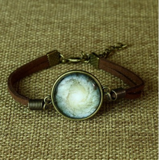 Vintage kožený náramek "Galaxie"